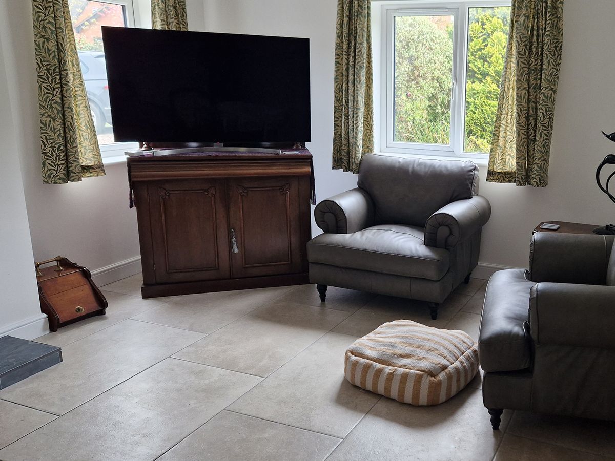 Picture for category CHARTERHOUSE BIANCO ANTIQUE EFFECT PORCELAIN