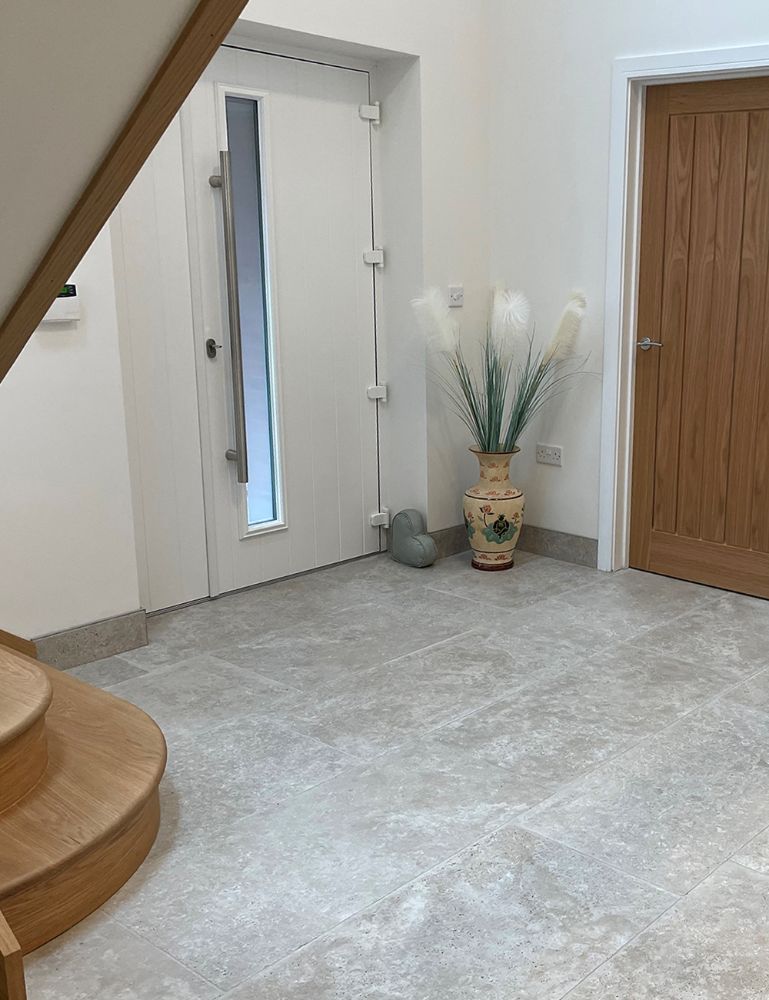 Picture for category CHARTERHOUSE BIANCO ANTIQUE EFFECT PORCELAIN