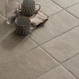 Picture of Windsor Natural Antiqued Porcelain 605x400x8mm - 10.7 SQM JOB LOT