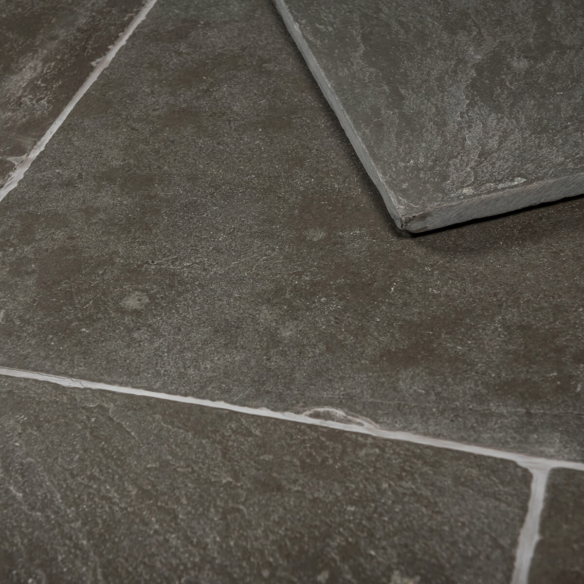 Sherborne Grey Tumbled Limestone Tiles StoneSuperstore