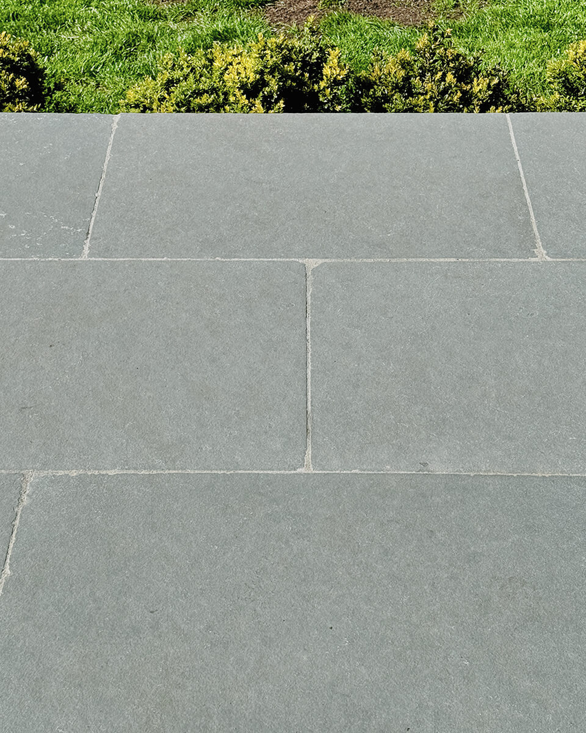 Parisian Grey Outdoor Paving Slabs - Tumbled | Stone Store