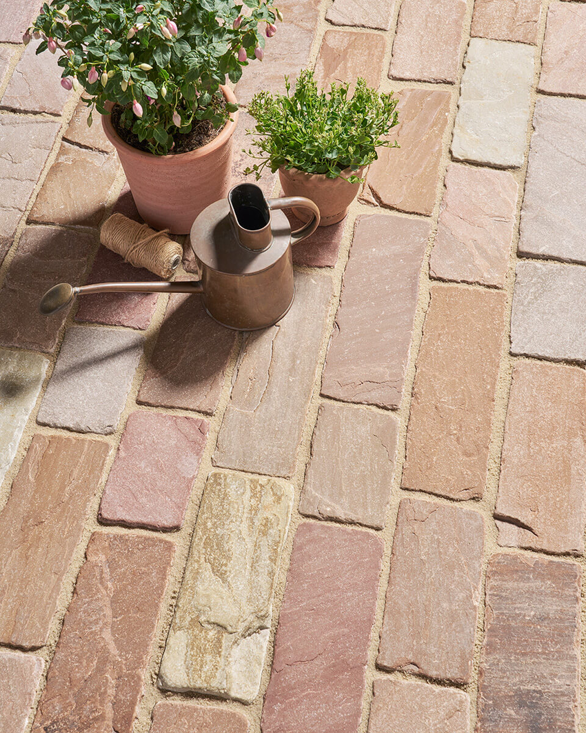 Outdoor Cobbles for Patios & Gardens | Stone Store